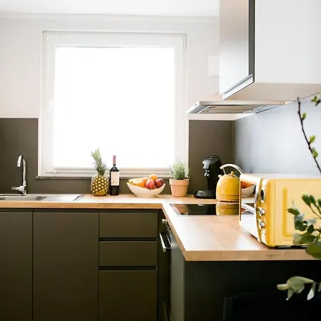 Apartment Bonquartier - Luxapt#4 Modernes Mit Self Check-in, Voll Ausgestatteter Küche, Klimaanlage Und Parkplatz *